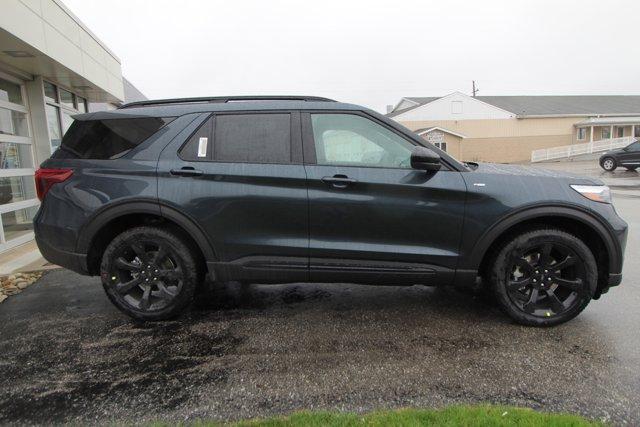 new 2024 Ford Explorer car, priced at $53,160