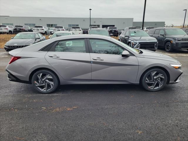new 2025 Hyundai Elantra car, priced at $31,575