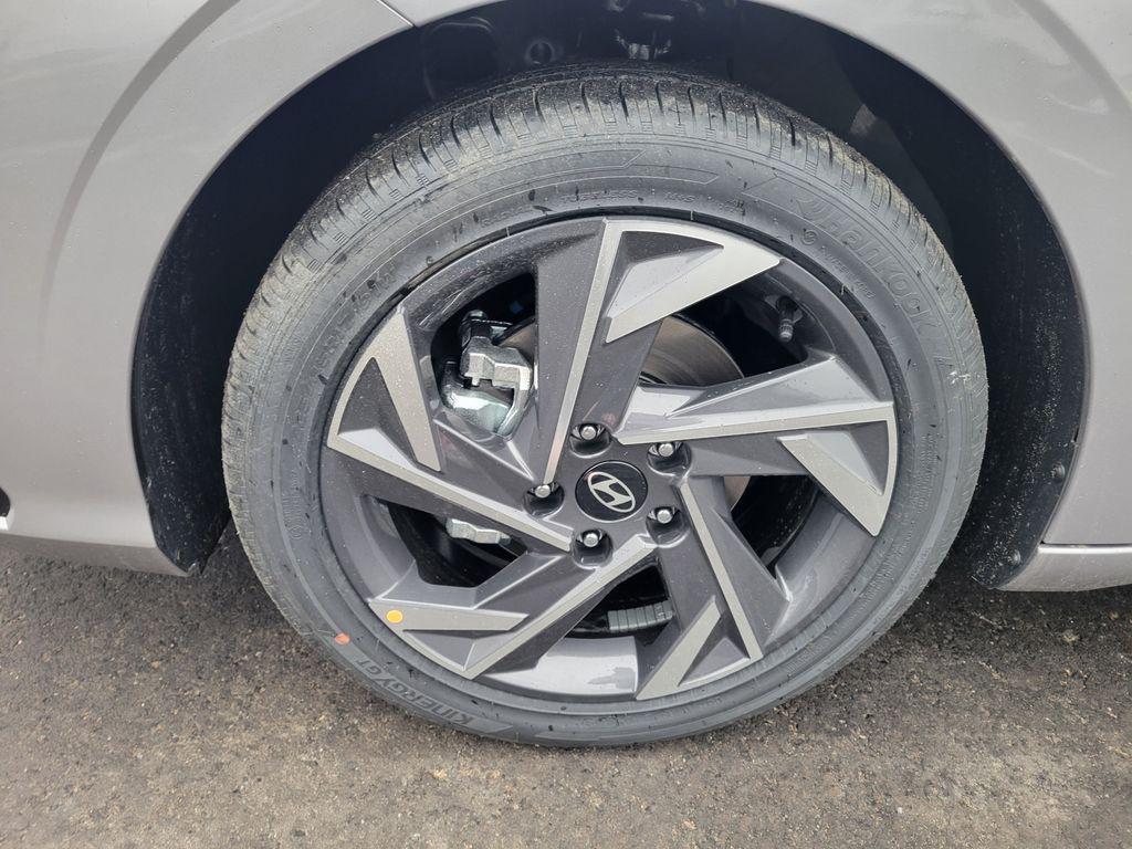 new 2025 Hyundai Elantra car, priced at $29,365