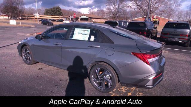 new 2025 Hyundai Elantra HEV car, priced at $28,720