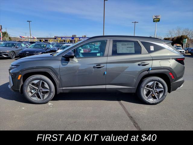 new 2025 Hyundai TUCSON Hybrid car, priced at $38,435
