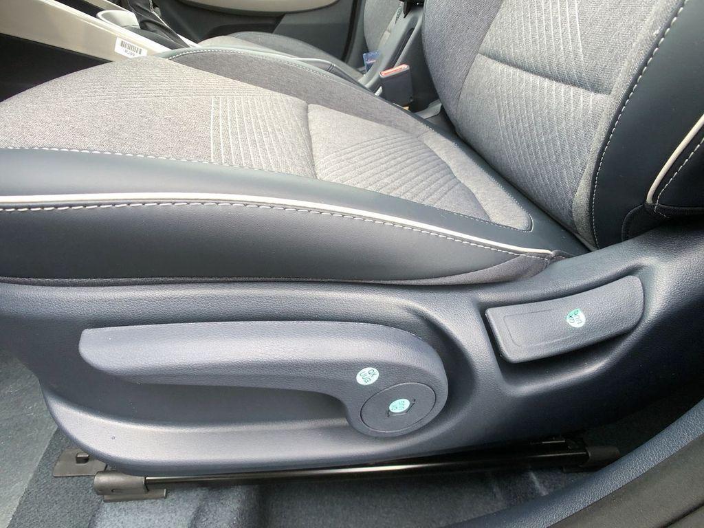 new 2025 Hyundai Venue car, priced at $25,320