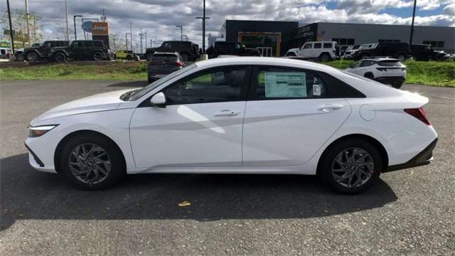 new 2024 Hyundai Elantra car, priced at $25,765