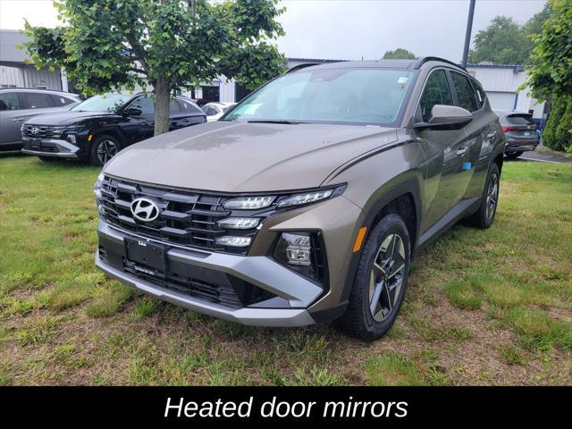 new 2025 Hyundai TUCSON Hybrid car, priced at $38,404