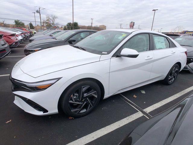 new 2025 Hyundai Elantra car, priced at $28,935
