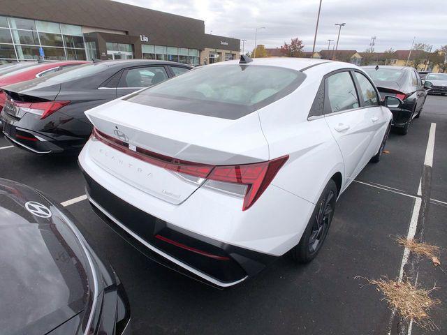 new 2025 Hyundai Elantra car, priced at $28,935