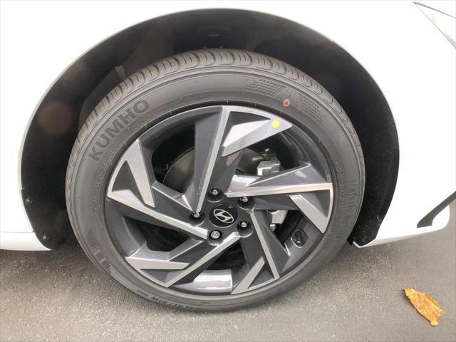 new 2025 Hyundai Elantra car, priced at $28,935