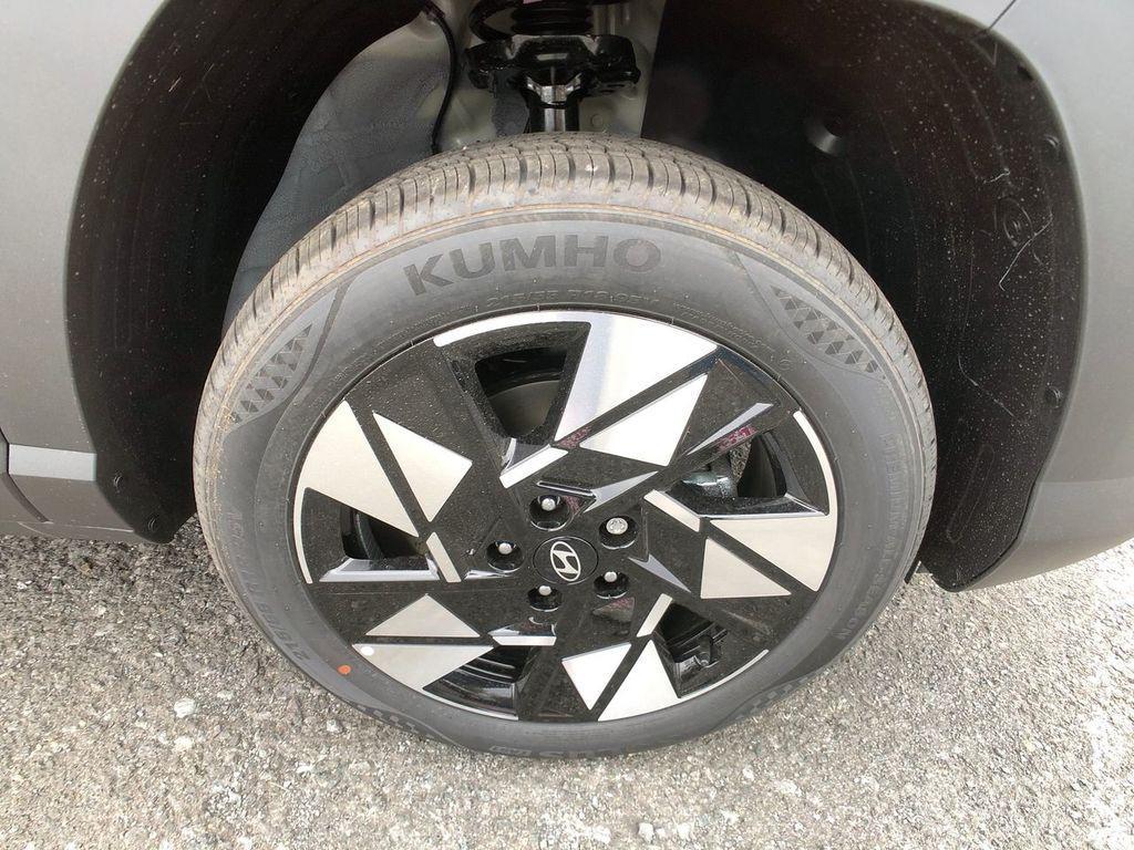 new 2025 Hyundai Kona car, priced at $27,684