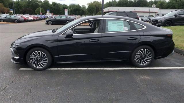 new 2024 Hyundai Sonata Hybrid car, priced at $32,520