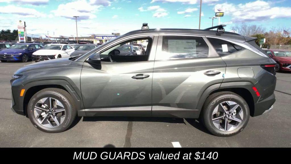 new 2025 Hyundai TUCSON Hybrid car, priced at $34,515