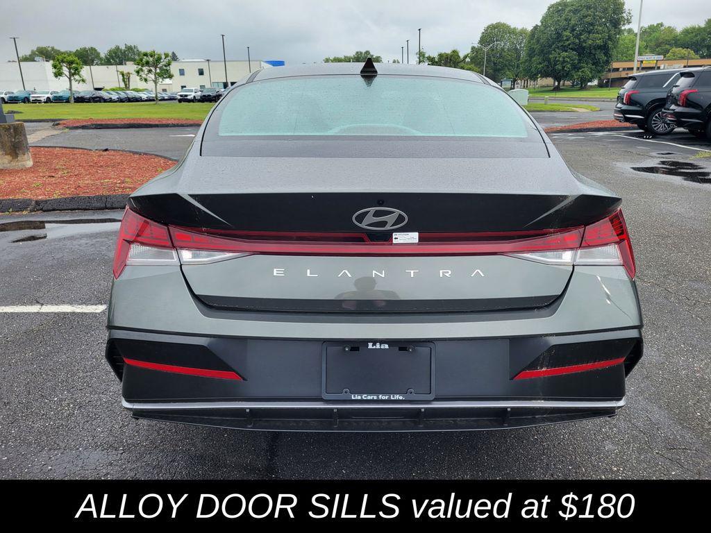new 2024 Hyundai Elantra car, priced at $25,996
