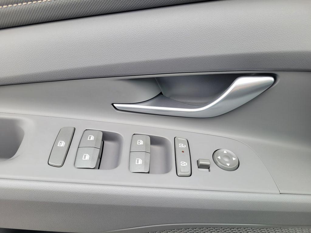 new 2024 Hyundai Elantra car, priced at $25,996