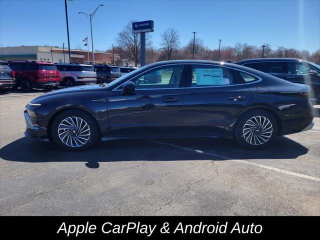 new 2024 Hyundai Sonata Hybrid car, priced at $37,905