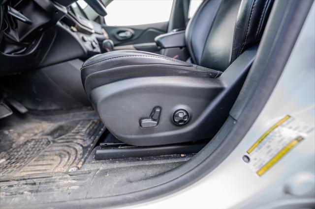 used 2018 Jeep Cherokee car, priced at $14,595