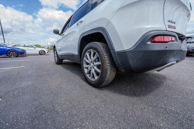 used 2018 Jeep Cherokee car, priced at $14,595