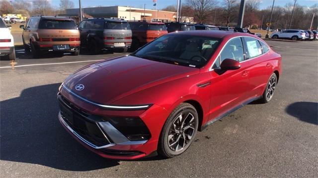 new 2024 Hyundai Sonata car, priced at $30,735