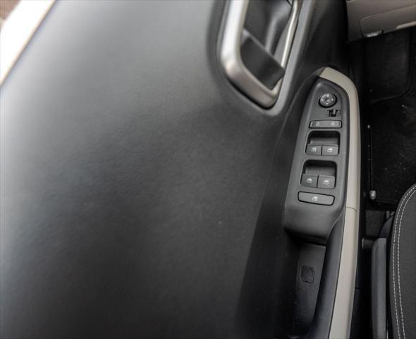 used 2025 Hyundai Venue car, priced at $22,995