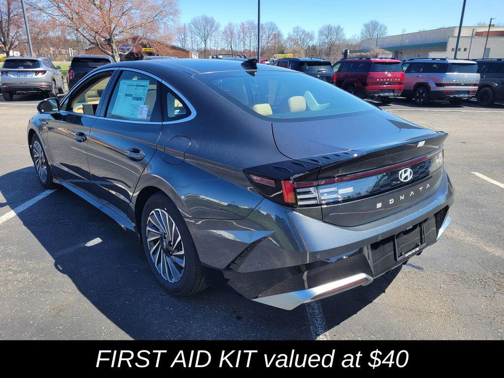new 2025 Hyundai Sonata Hybrid car, priced at $36,983