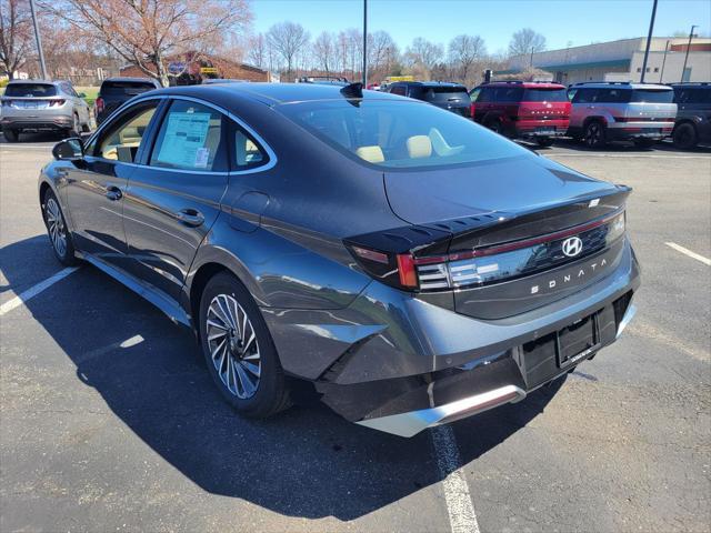 new 2025 Hyundai Sonata Hybrid car, priced at $39,185