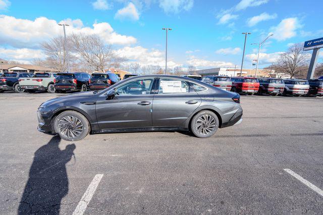 new 2025 Hyundai Sonata Hybrid car, priced at $39,185