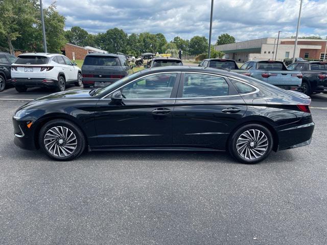 used 2023 Hyundai Sonata Hybrid car, priced at $29,786