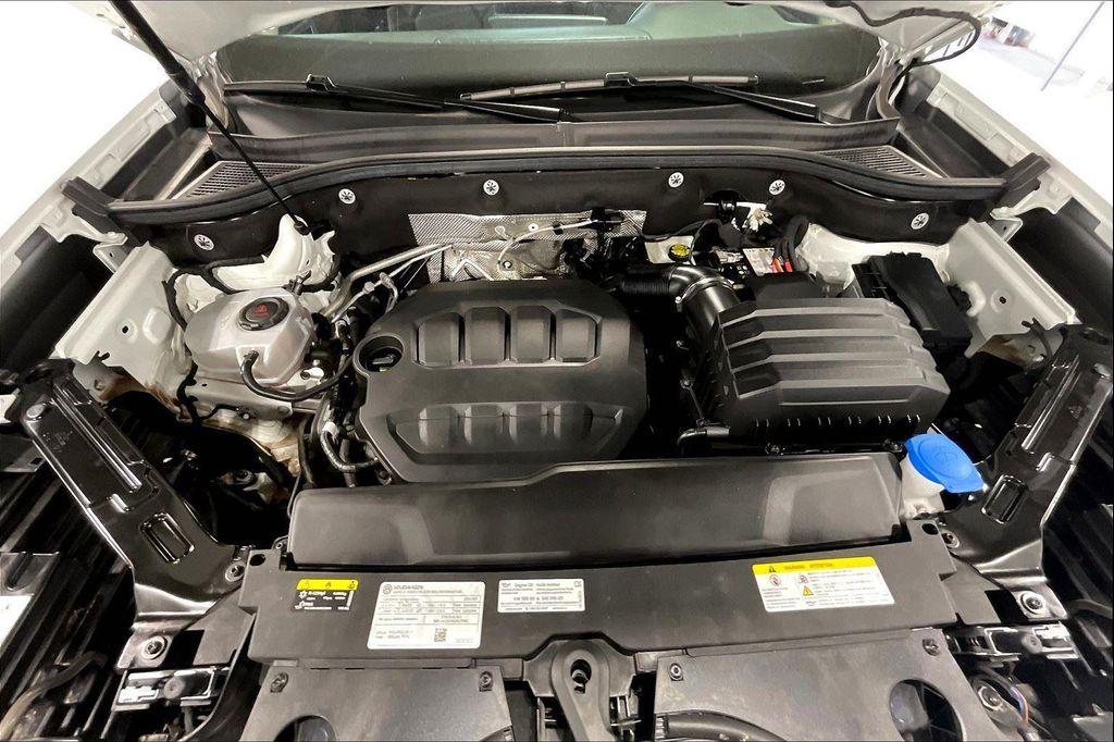 used 2024 Volkswagen Atlas car, priced at $33,250
