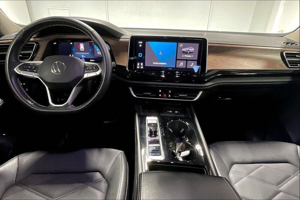 used 2024 Volkswagen Atlas car, priced at $33,250