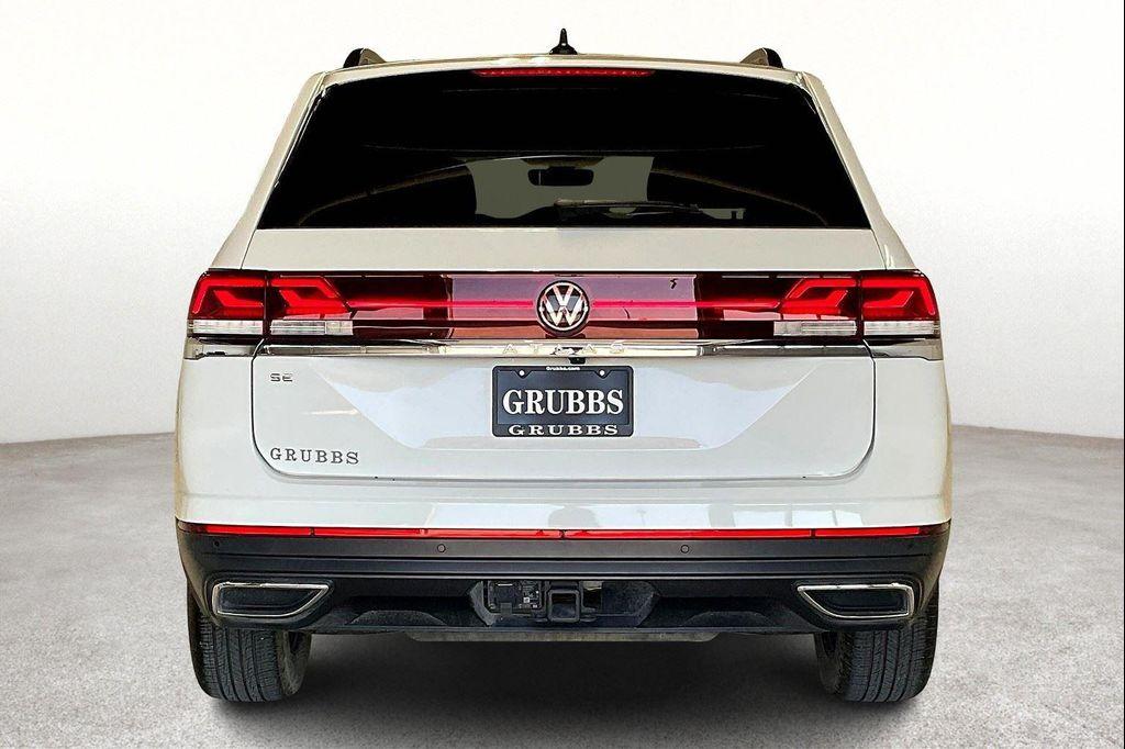 used 2024 Volkswagen Atlas car, priced at $33,250