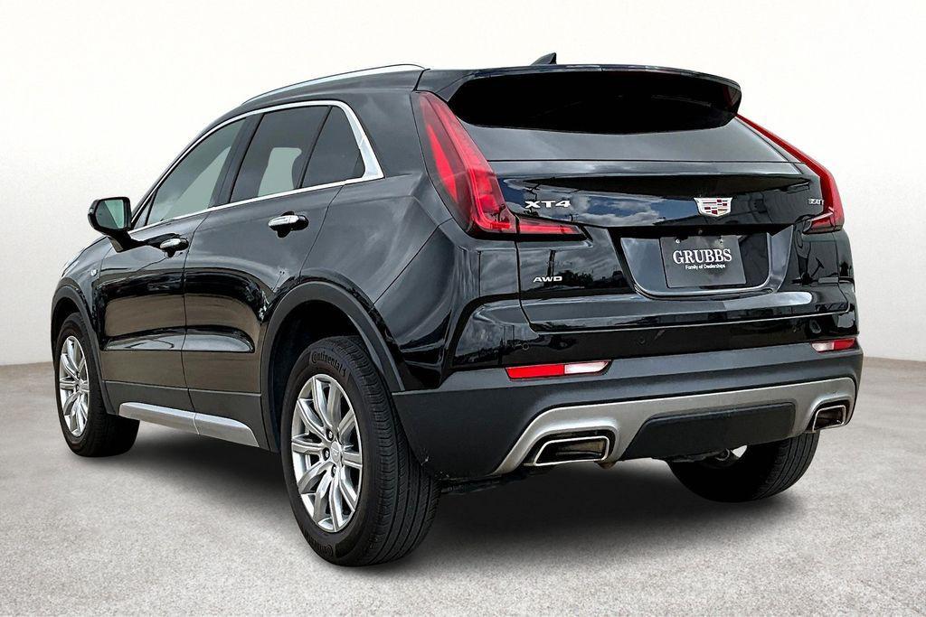 used 2023 Cadillac XT4 car, priced at $28,000