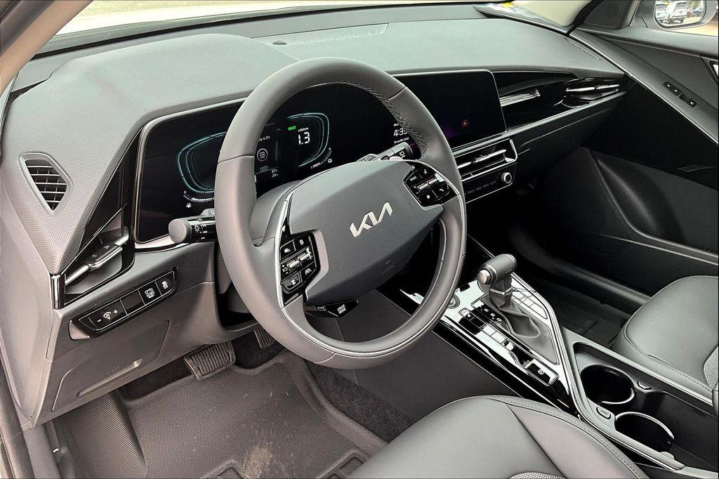 new 2025 Kia Niro car, priced at $29,255