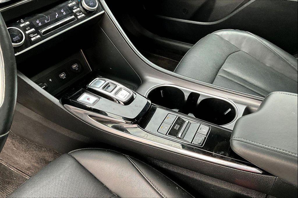 used 2022 Hyundai Sonata Hybrid car, priced at $19,000
