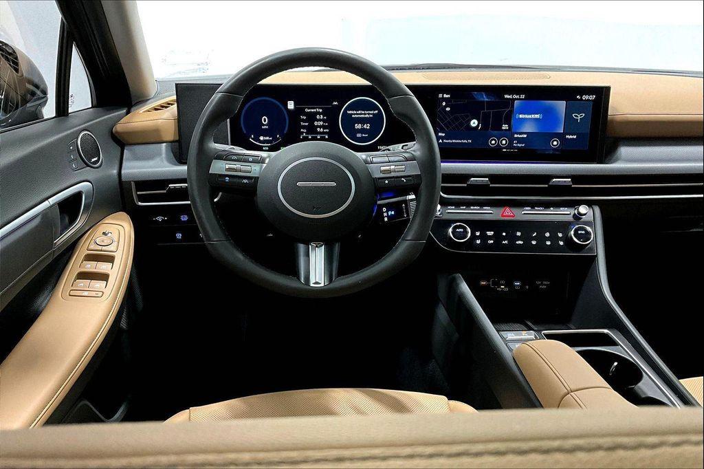 used 2025 Hyundai Sonata Hybrid car, priced at $32,000