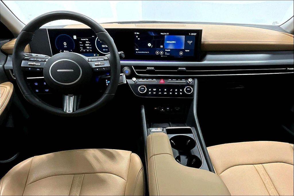 used 2025 Hyundai Sonata Hybrid car, priced at $32,000