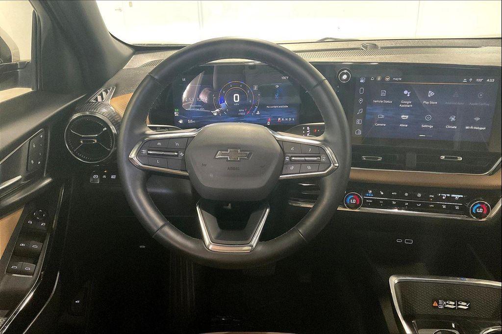 used 2025 Chevrolet Equinox car, priced at $31,000