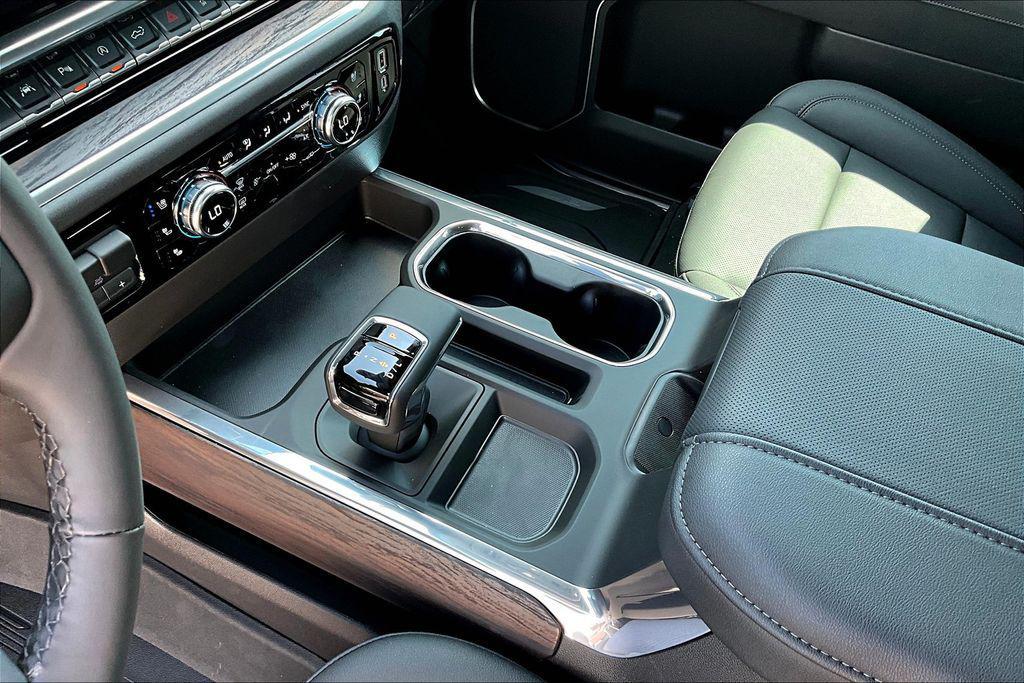 new 2025 GMC Sierra 1500 car, priced at $55,548