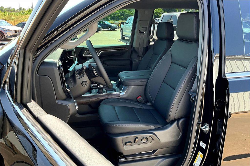 new 2025 GMC Sierra 1500 car, priced at $55,548