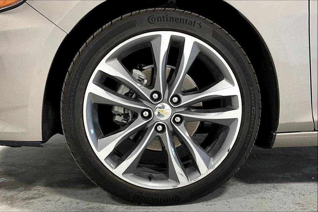 used 2025 Chevrolet Malibu car, priced at $20,750