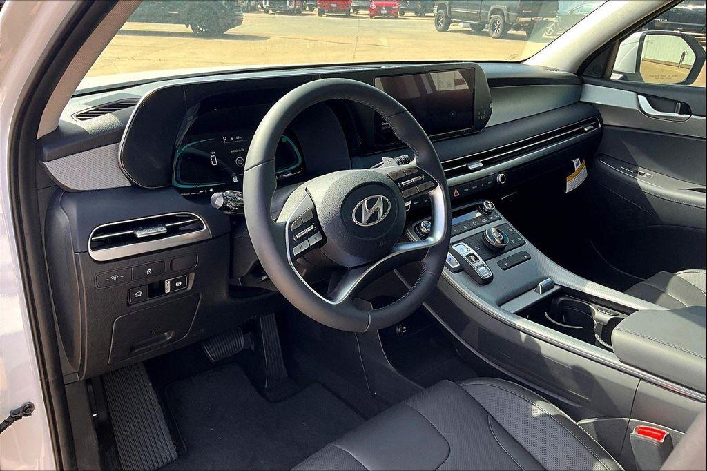 new 2025 Hyundai Palisade car, priced at $43,414