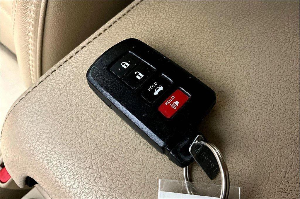 used 2015 Toyota Camry Hybrid car, priced at $15,000