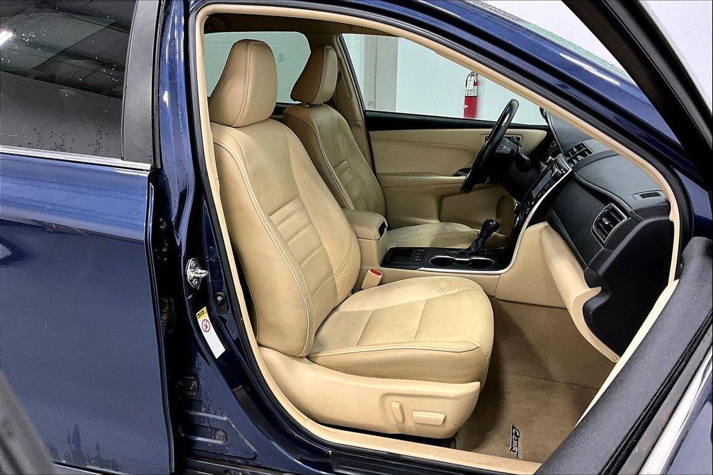 used 2015 Toyota Camry Hybrid car, priced at $15,000
