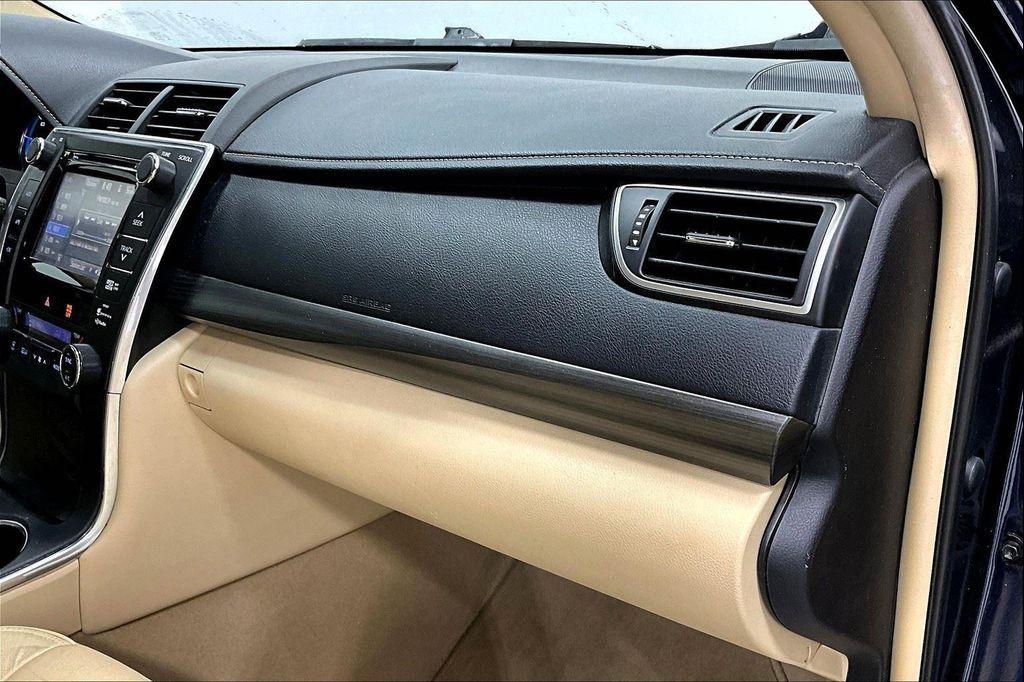 used 2015 Toyota Camry Hybrid car, priced at $15,000