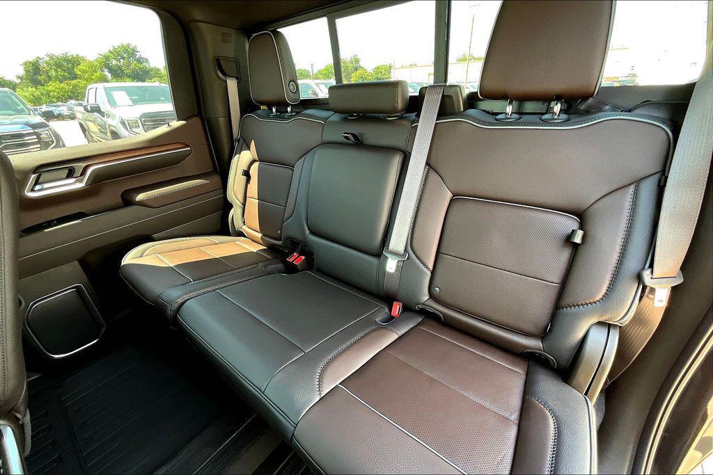 new 2025 GMC Sierra 1500 car, priced at $68,501