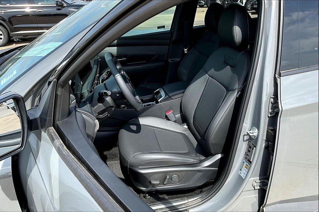 new 2025 Hyundai Tucson car, priced at $33,229