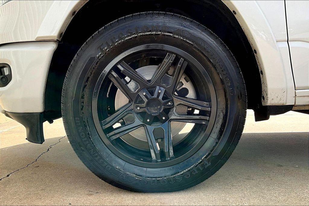 used 2021 Ram 1500 car, priced at $30,000