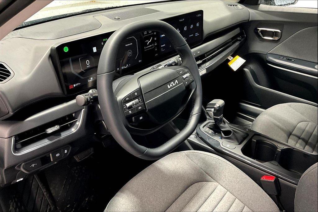 new 2025 Kia K4 car, priced at $23,465