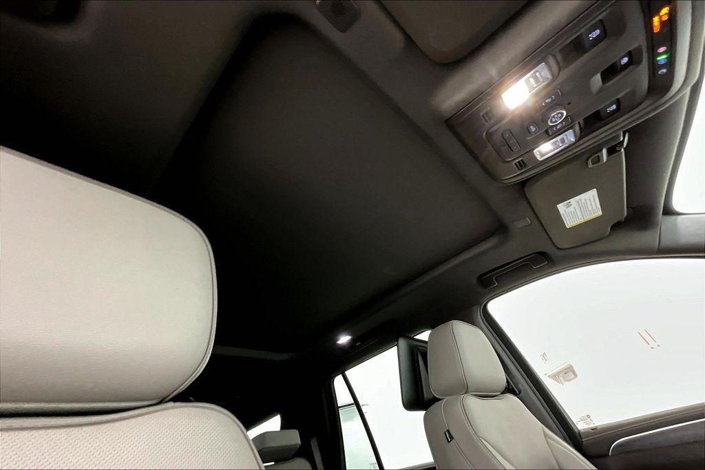 used 2021 GMC Yukon car, priced at $39,000