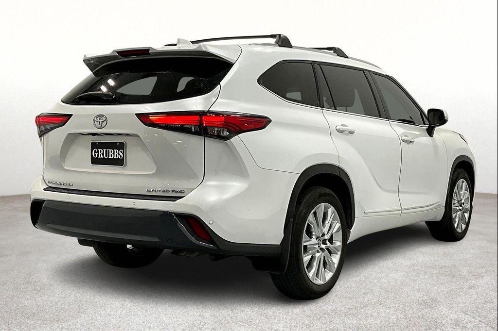 used 2023 Toyota Highlander car, priced at $41,000