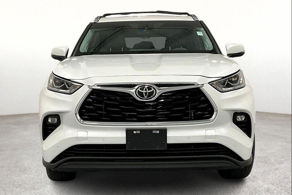 used 2023 Toyota Highlander car, priced at $41,000