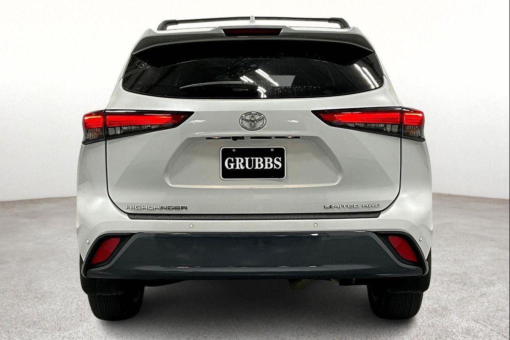used 2023 Toyota Highlander car, priced at $41,000