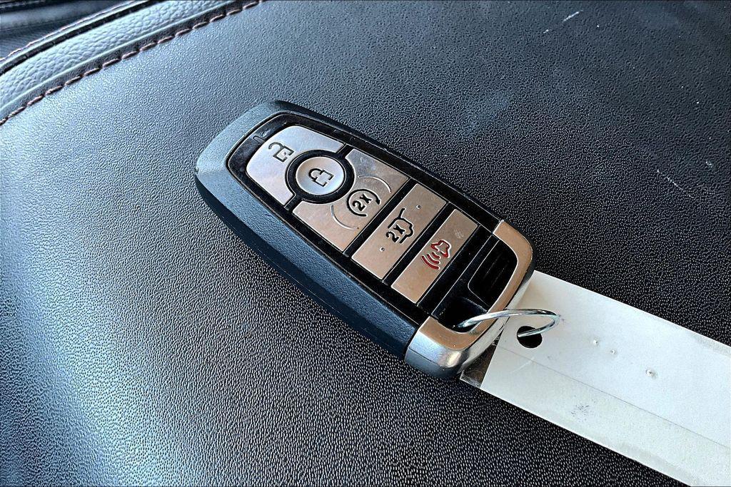 used 2020 Ford Expedition car, priced at $35,000